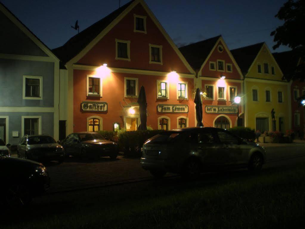Hotel Gasthof Zum Loewen Velburg Exteriér fotografie
